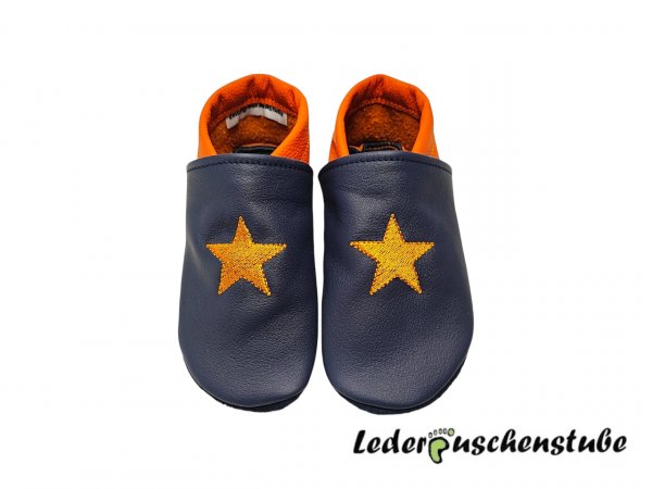 Lederpuschen dunkelblau-orange mit Stickerei Stern orange